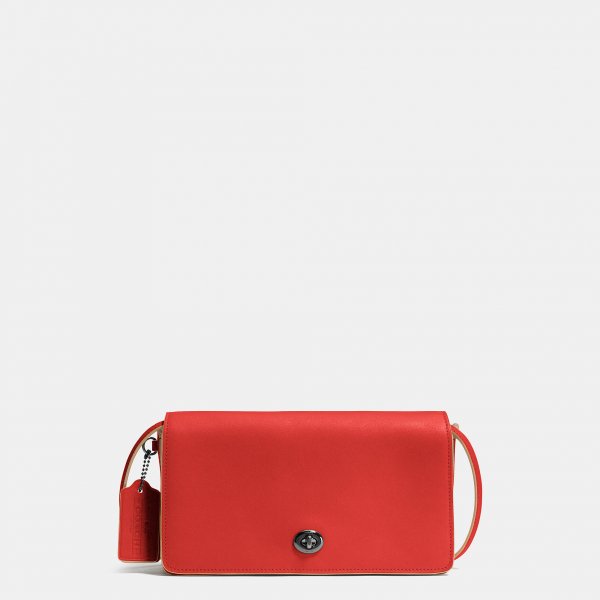 Summer Fashion Coach Dinky Crossbody In Glovetanned Leather